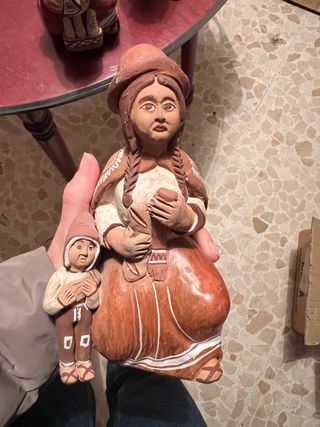 Lote Figuras peruanas artesanales de barro