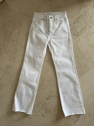 Pantalón vaquero blanco Mango Talla 32