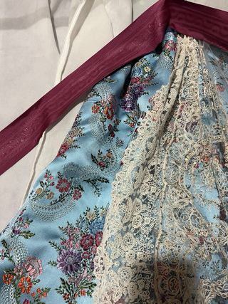 Traje Fallera Niña 7-9 años manteleta delantal laz