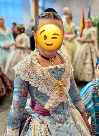 Traje Fallera Niña 7-9 años manteleta delantal laz