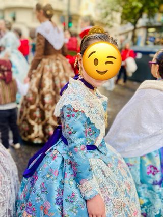 Traje Fallera Niña 7-9 años manteleta delantal laz