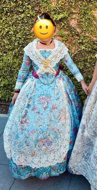 Traje Fallera Niña 7-9 años manteleta delantal laz