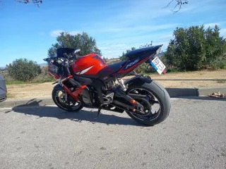 Yamaha R6 vendo, cambio BMW/e46/ e60/e90 coche..