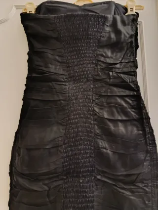 Vestito elegante nero