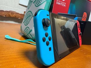 Nintendo Switch Azul y Rojo