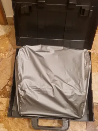 Macchina da scrivere Olivetti Studio 46