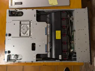 Servidor HP ProLiant DL380 G6 (2U)