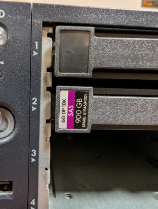 Servidor HP ProLiant DL380 G6 (2U)