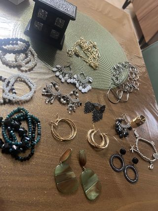 Lotto 22 pezzi gioielli