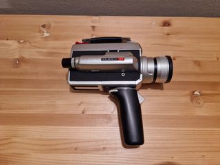 Cinepresa Elmo Super 104 anni '70