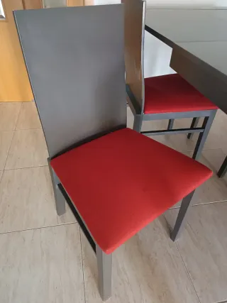 Mesa comedor extensible madera y tela