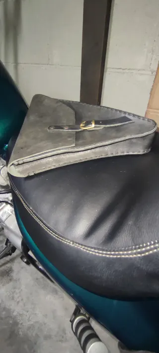 Borsa moto custom pelle nera