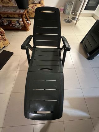 Amaca/sdraio da giardino in plastica verde