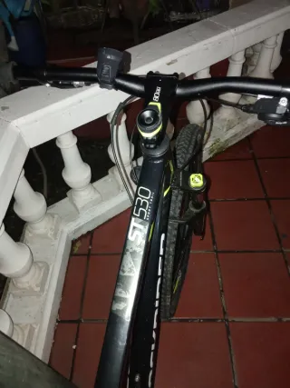 Bicicleta Rockrider ST 530 Decathlon