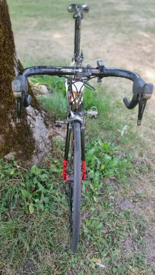 Bicicleta de carretera de carbono KTM