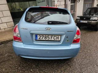 Hyundai Accent 102.000km etiqueta c