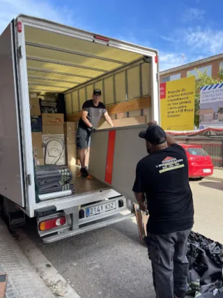 Mudanzas i Transportes en tú ubicación