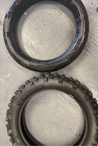 Cambio Ruedas Moto Enduro en ALBACETE