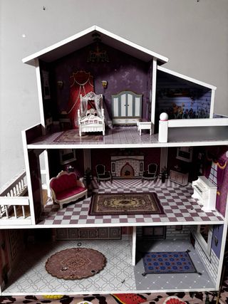 Casa de muñecas grande
