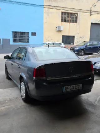 Opel Vectra 2.2 DTI Comfort