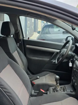 Opel Vectra 2.2 DTI Comfort