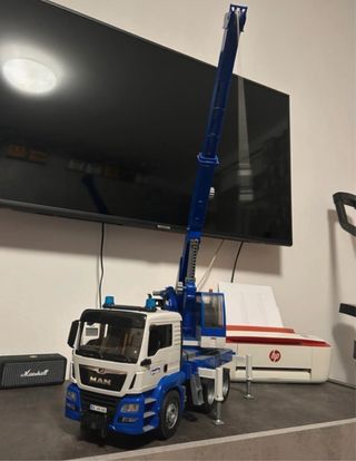 Bruder Camion Gru Man TGS