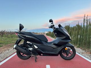 Honda PCX 125 ABS – 2023 | Garantía oficial | 12.5