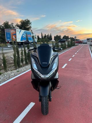 Honda PCX 125 ABS – 2023 | Garantía oficial | 12.5