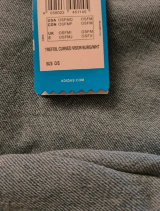 Bolso deportivo Adidas gris sin usar