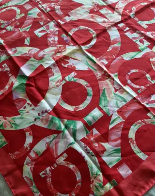 Foulard Salvatore Ferragamo in pura seta