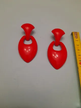 Pendientes pinza rojos