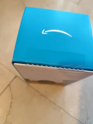 Amazon Echo Spot Blu. Nuovo. Mai usato