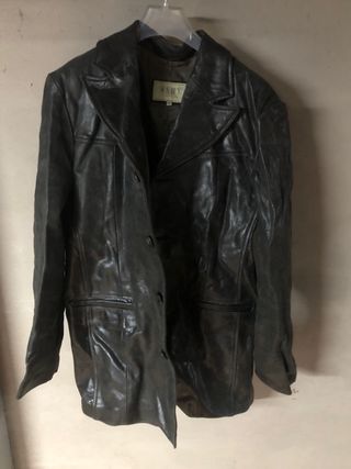 Chaqueta de cuero Ashy London negra