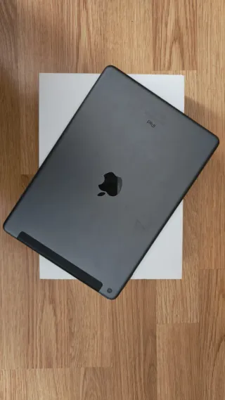 Tablet iPad 8ª Gen y Apple pencil