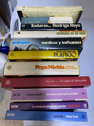 Lote de libros  bastante antiguos año76 algunos
