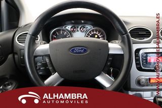 Ford FOCUS 1.6 TREND AUTO 5P