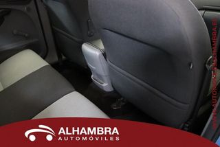 Ford FOCUS 1.6 TREND AUTO 5P