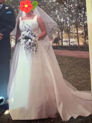 Traje de Novia Gelen Talla 44 es buen estado 100e