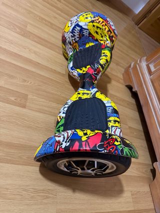 Hoverboard con diseño graffiti