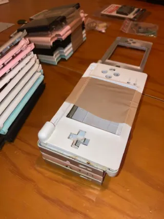 Consegna di parti per Nintendo DS