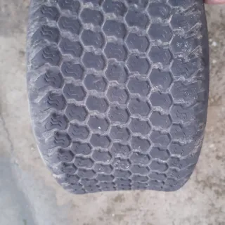 Neumático cortacésped