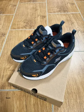 Skechers GOrun Zapatillas Running Hombre