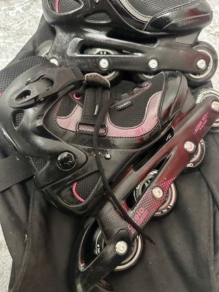 Patines en línea + Casco + Protecciones