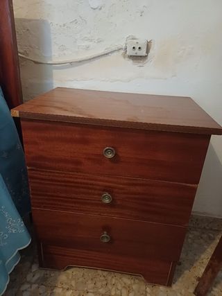 Mesita de noche de madera armario y cabezal