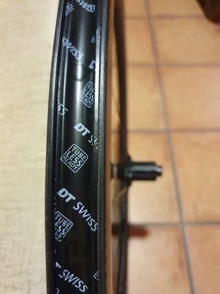 Ruedas Carbono DT Swiss 350 HG Shimano