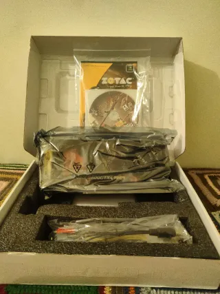 Zotac GeForce 9800GTX+ Tarjeta Gráfica Retro nueva