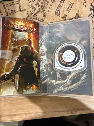 Sony PSP 3004 von cargador y juego god of war