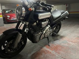 Yamaha MT-01 Naked Negra/Plateada