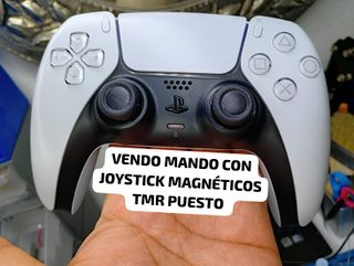 Mando PS5 con joysticks magnéticos TMR