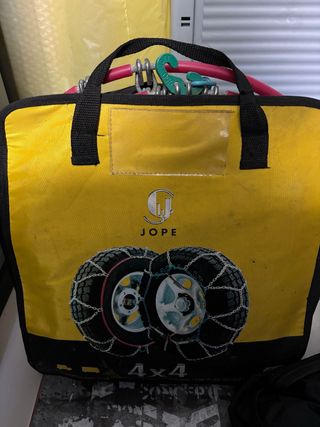 Cadenas para ruedas de coche 4x4